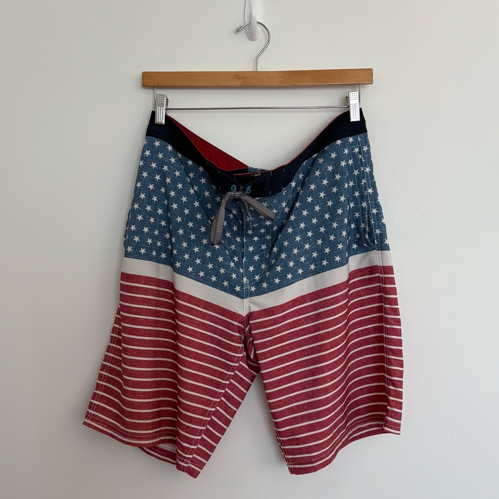 Mossimo Supply Co Mens Size 36 Red White Blue Board Shorts American Flag Design